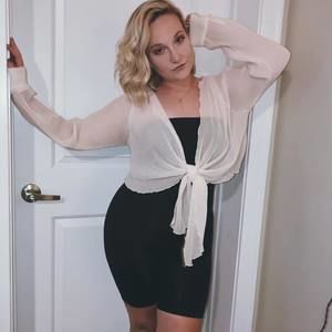 Meet your Posher, Lexie